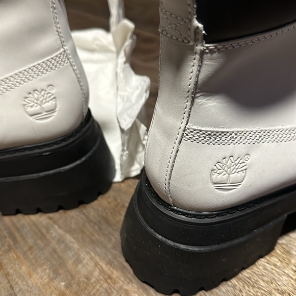 Women TIMBERLAND Sky 6’ Lace Up Boots - Picture 6 of 6